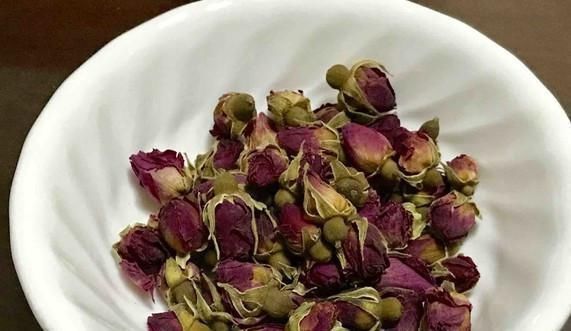 黑芝麻|掉发、白发、气色不好的，每周拿“它”当零食吃，显年轻还助睡眠