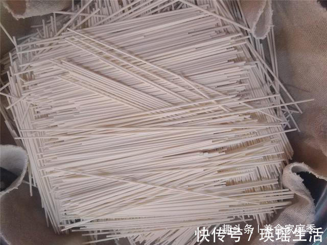 卤面条|河南人吃了一辈子的卤面条,做法简单,30分钟就能开吃,特别美味