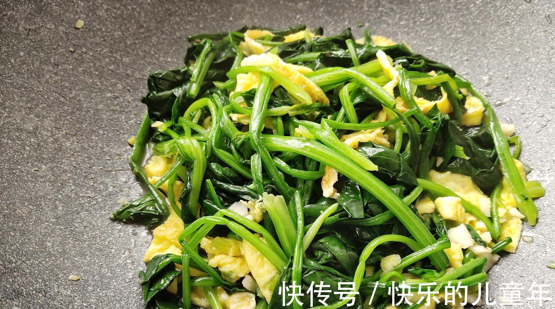 鸡蛋饼|冬天，吃萝卜白菜不如吃它，铁含量极高，女生要多吃，对皮肤好