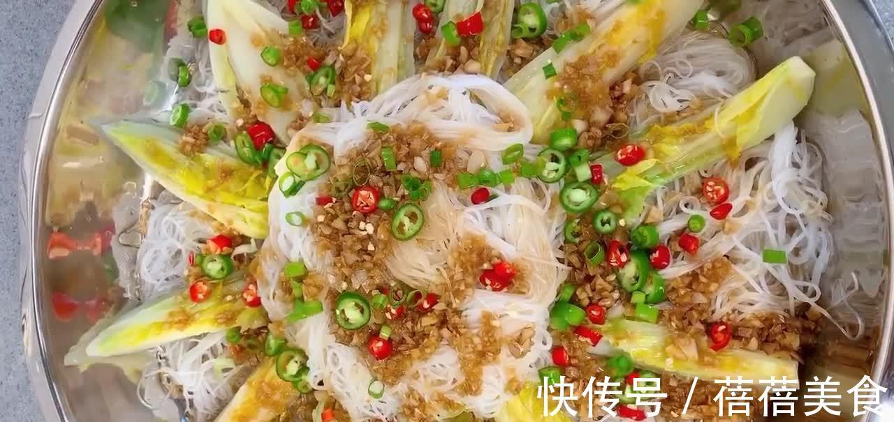 粉丝蒜蓉娃娃菜,香辣鲜美蒜香扑鼻,网友说:比吃海鲜过瘾!