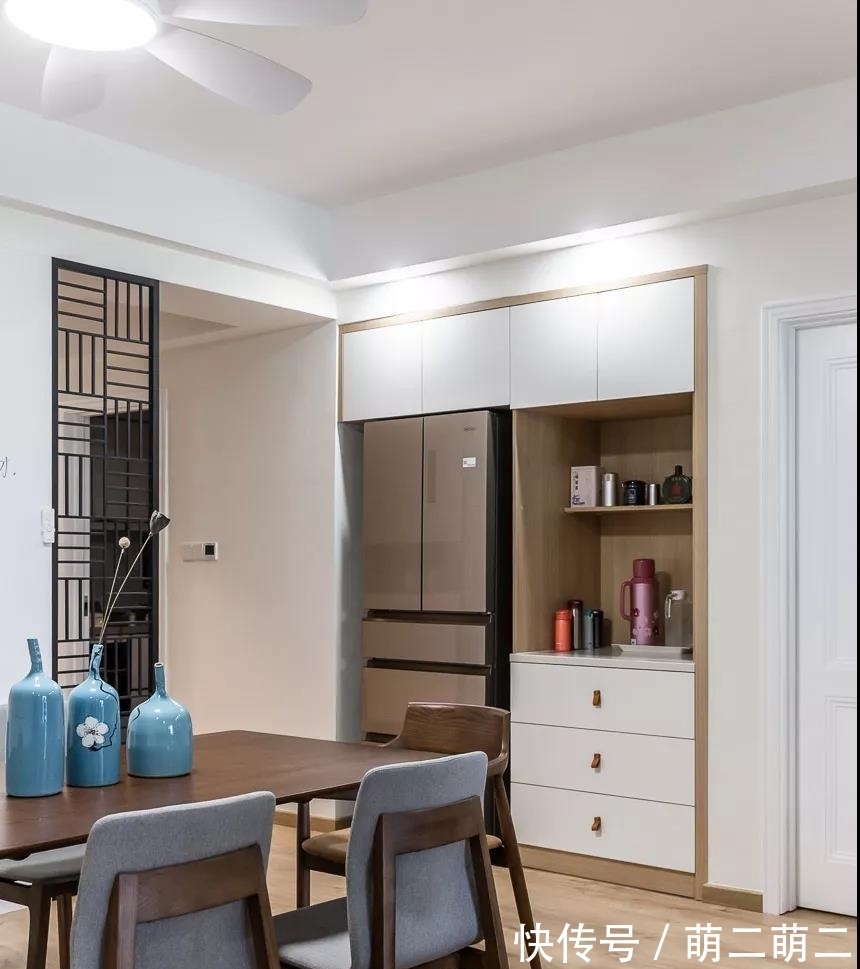 设计|180平简约大宅,一入内便被玄关迷住,客餐厅设计太漂亮了!晒晒