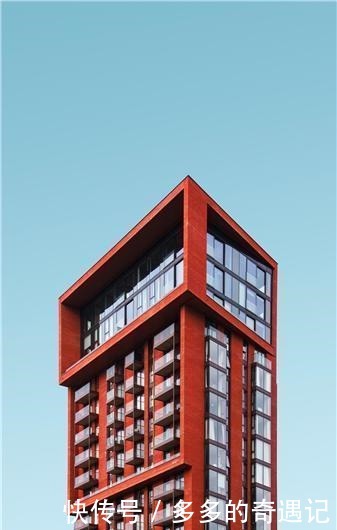 这种颜色源自一种水果,却象征着反抗精神