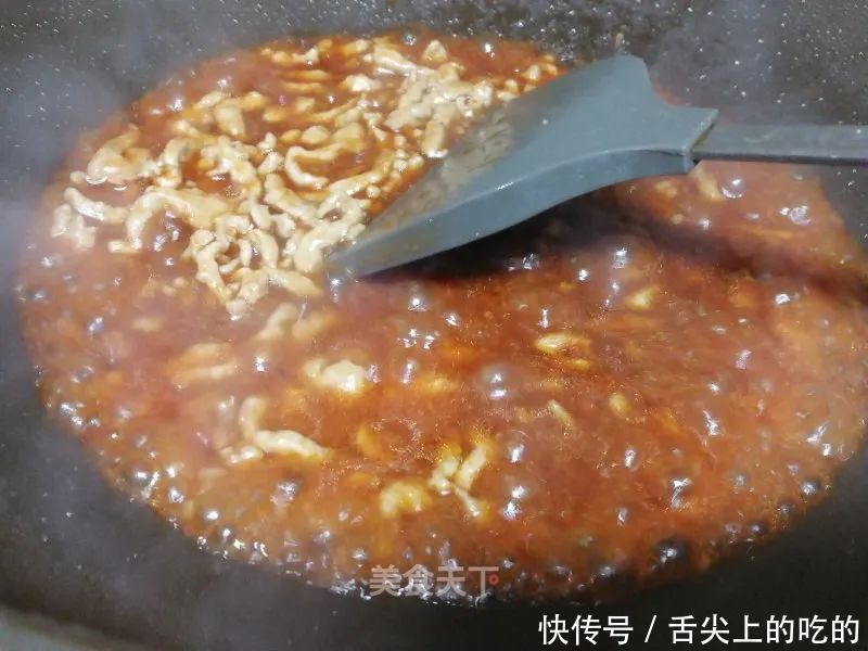 改良版京酱肉丝:色香味俱全,上桌瞬间秒光!