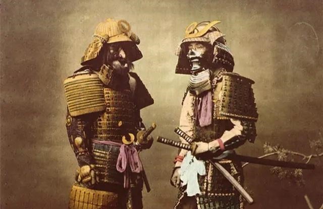 贵族|日本武士阶级的三张面孔封建贵族的“侍”、殿上人、最后的武士