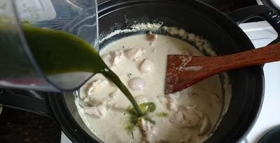  泰式绿咖喱|炖鸡时，直接下锅炖就不对，教你一招，鸡肉鲜嫩入味，营养不流失