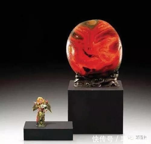 这三块玛瑙石,180万成交