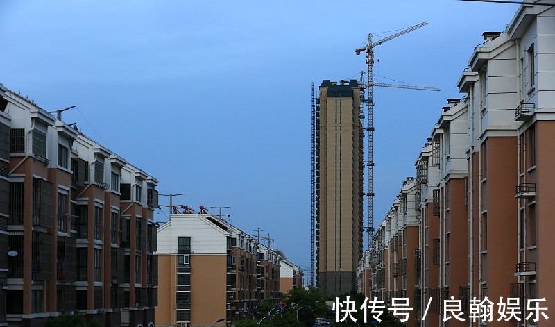 东户|同一栋楼，为什么西户总比东户先卖完资深房产中介总结3个原因