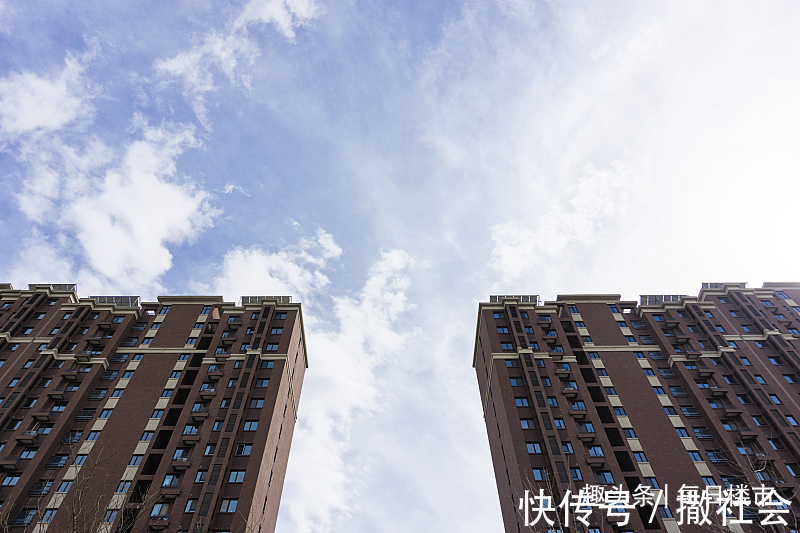 楼梯房|10年后,“楼梯房”和“电梯房”哪个更值钱新规下,终于清楚了