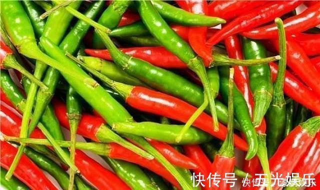 大姨妈|学生党上课突然来“大姨妈”,学会3个小妙招,再不怕“脏裤子”!