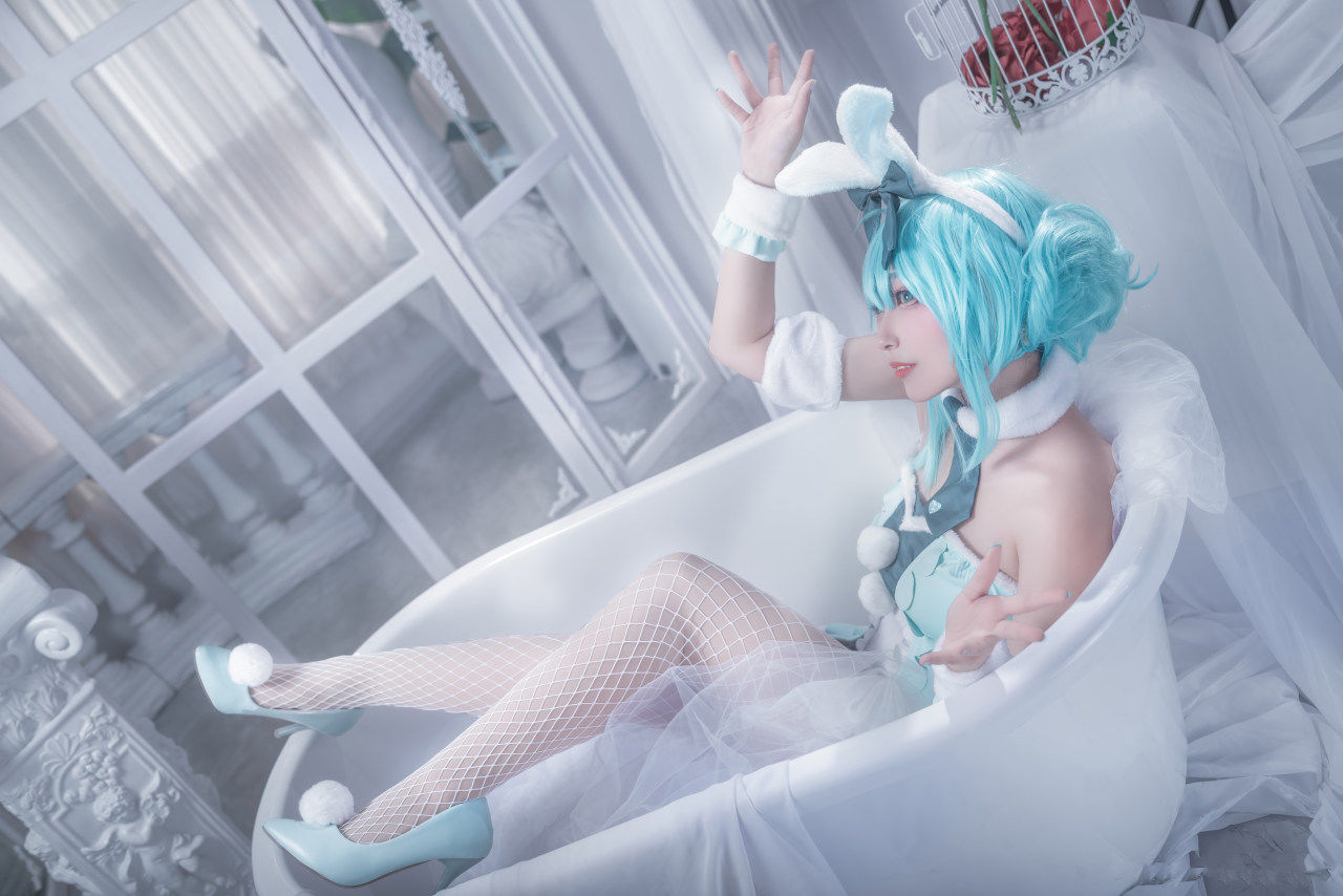 初音白兔cosplay