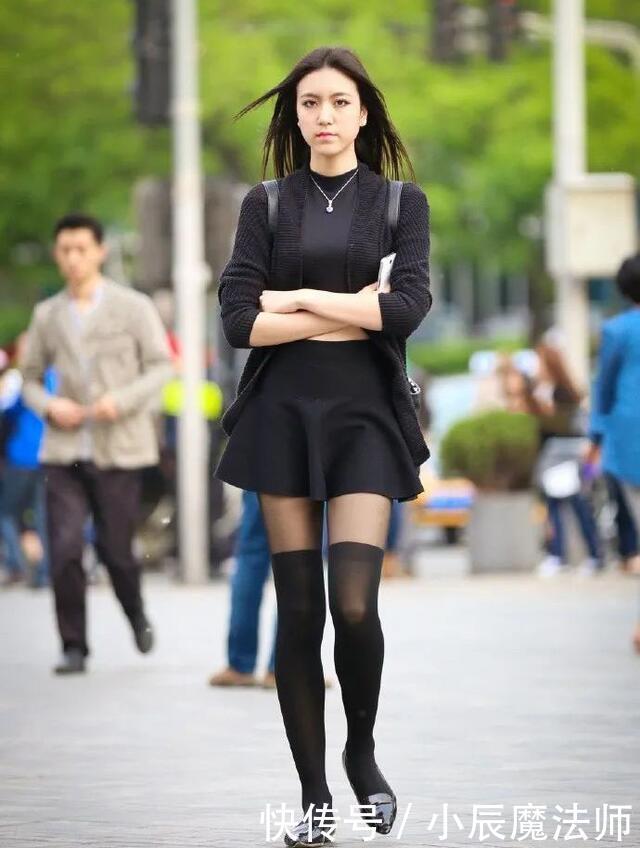 秋季|针织开衫配高腰半身裙,简单又稍显成熟搭配,凸显成熟美优雅气质