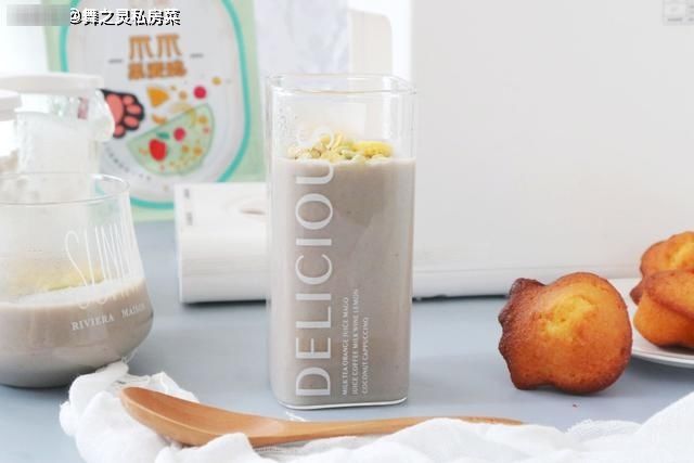 豆浆里面加这几样食材，暖胃好喝肠道舒服，比牛奶还营养！