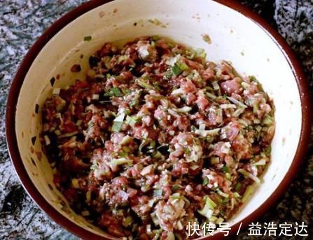 羊肉饺子|包羊肉饺子记得加点它，和羊肉是最佳搭档，口感鲜香营养足，好吃