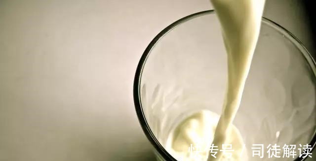 喂养|“母乳”和“配方奶”喂养的孩子,宝宝一岁后,差距肉眼可见