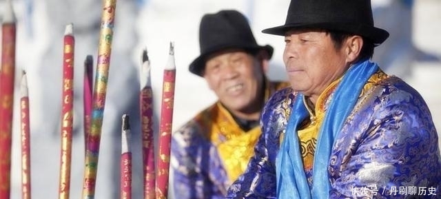 为了一句承诺,这个家族为曾经的主人守墓八百年,至今风雨无阻