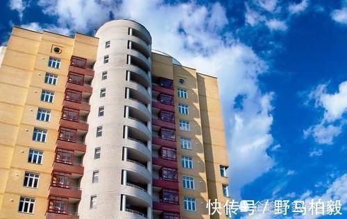靠近|买房时，为何有钱人挑靠近这3个位置的房子，难怪越来越有钱