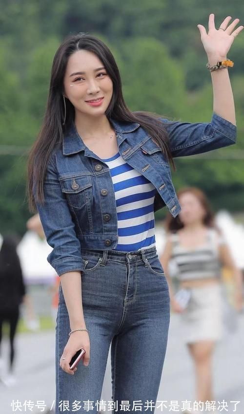 牛仔 牛仔款式的风格称得上独树一帜,不论是牛仔裤还是牛仔夹克