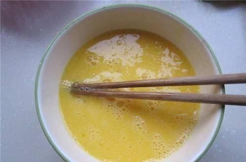 它是天然“补水”，补水效果是面膜10倍，皮肤水灵，吹弹可破