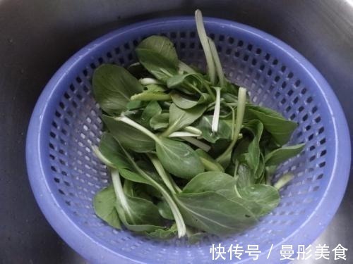 炒青菜,下锅前必须多加这1步,青菜不变黄,跟饭店一样的味道