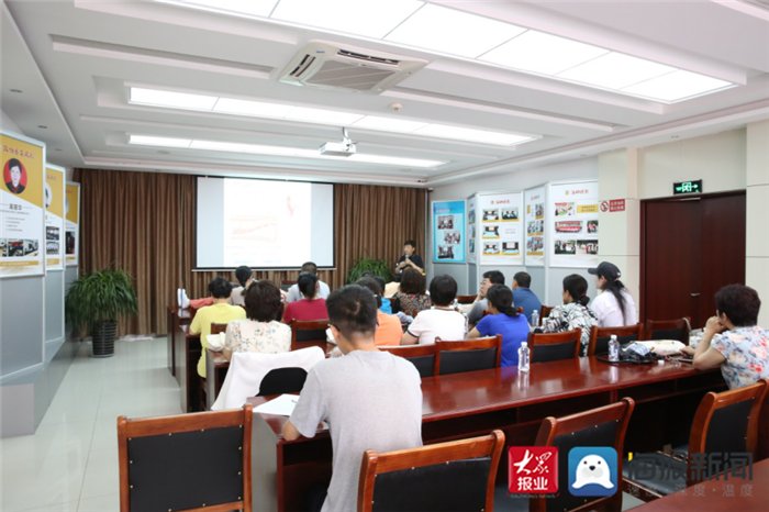 义诊|泰安市政协“委员之家”联合泰安市中医医院开展进社区义诊活动