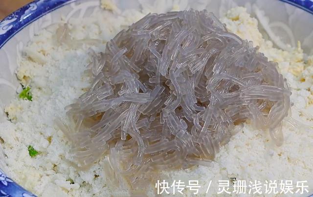 面粉|炸丸子时，切记直接加面粉！大厨教你这样做，丸子香酥又好吃