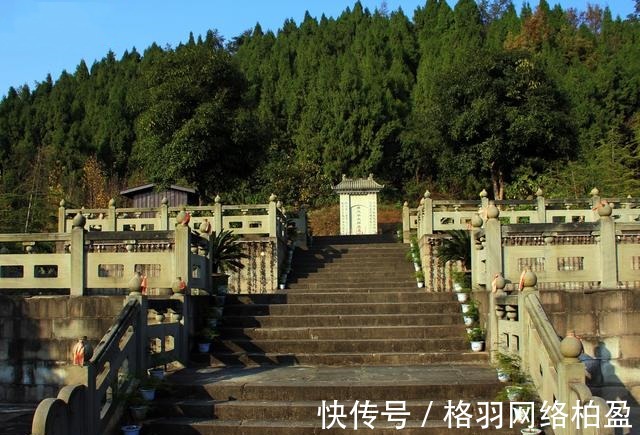 无一人敢盗|袁天罡有多牛?墓地在那历经千年无一人敢盗,新中国还驻军保护