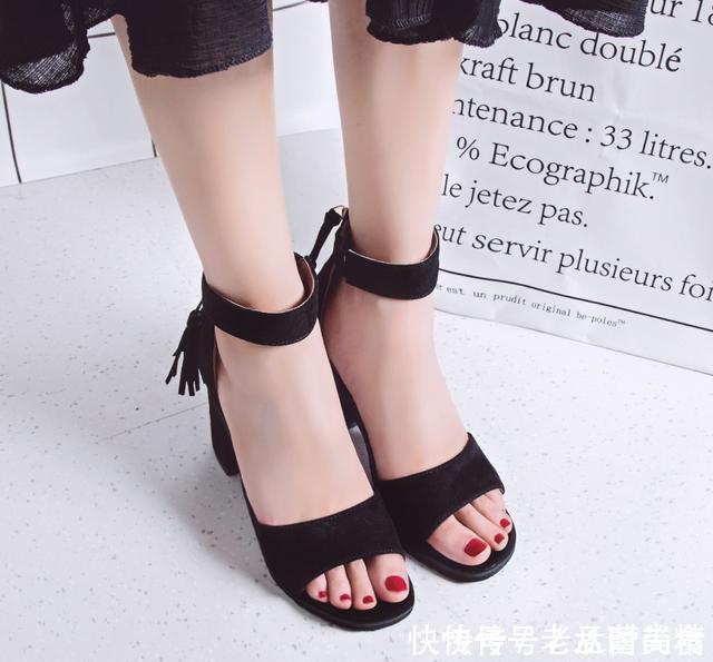 气质|女人气质就靠高跟鞋,6款正热的高跟凉鞋,穿出自己的时尚