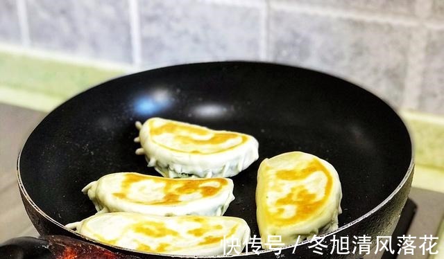 韭菜盒子|不破皮不露馅的韭菜盒子做法，香味浓郁，几天不吃想得慌！