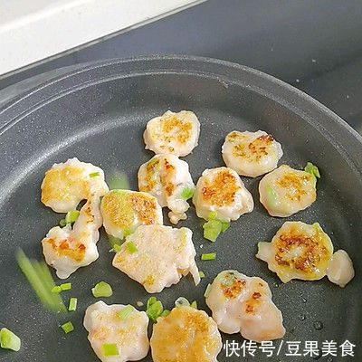 海虾|做法简单零失败的八个月以上宝宝辅食虾滑两吃