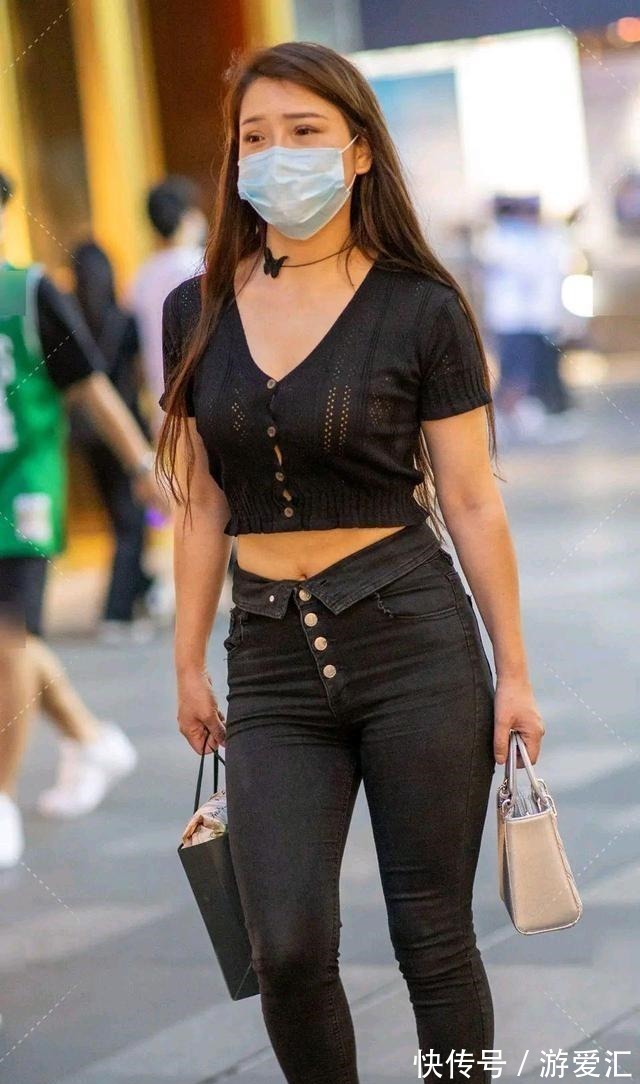 时尚 随性自然的打底裤穿搭富有时尚感,显身材又耐看,高级优雅!