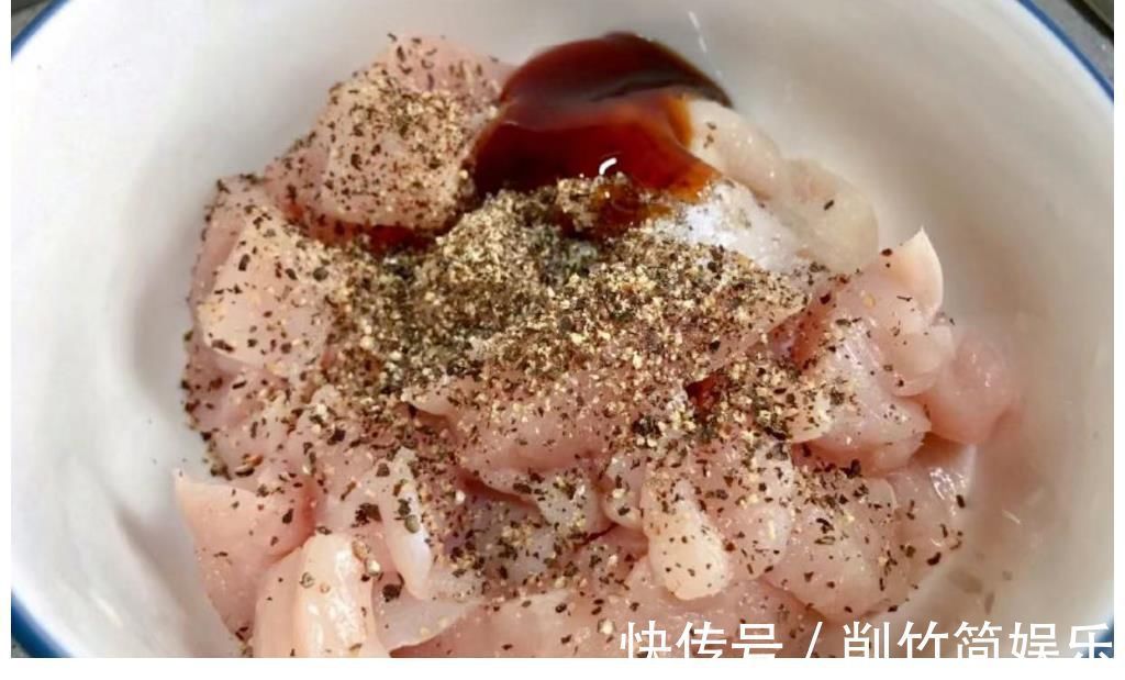 鸡胸肉|适合大众的低脂减肥餐:玉米豌豆鸡肉饼!易做又美味,还不怕吃胖