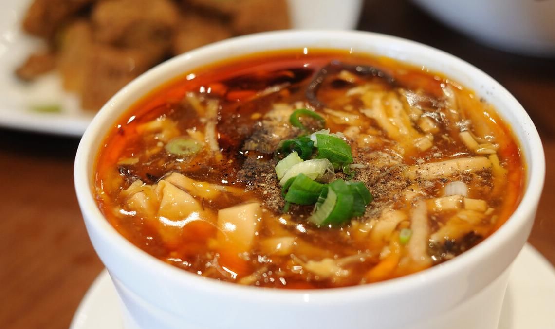 家常酸辣汤，酸辣开胃很减脂，喝它能瘦的家常菜，新手也能零失误