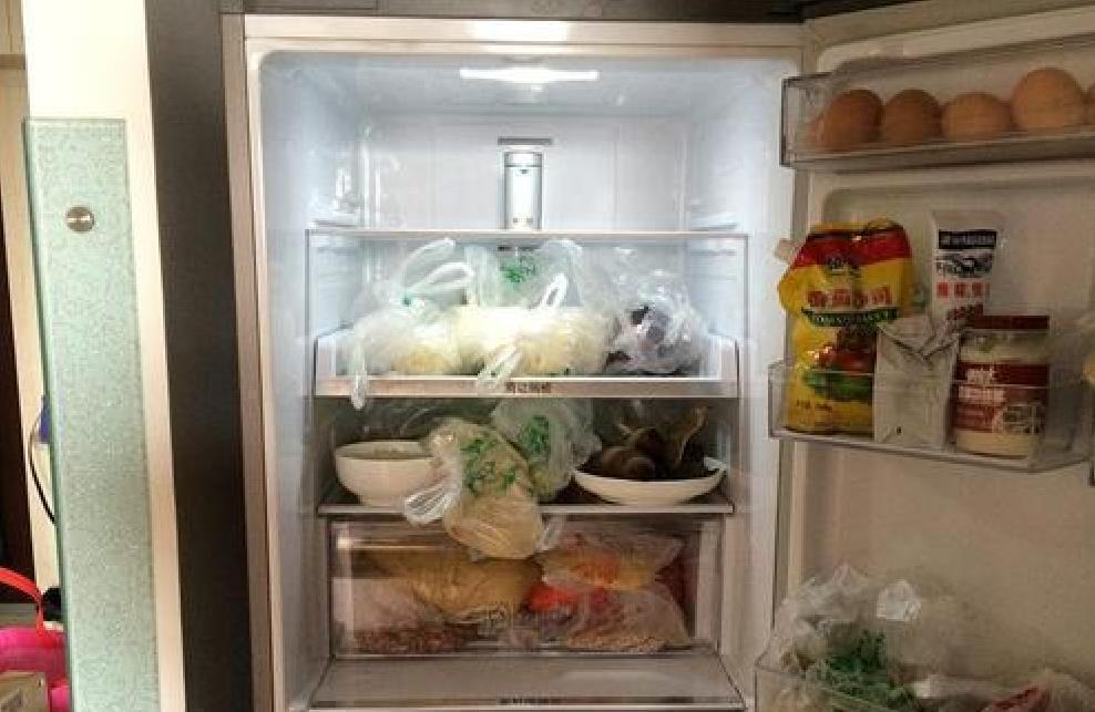 剩菜|转告爸妈:下列8种食物吃不完,宁愿坏掉也别往冰箱里放