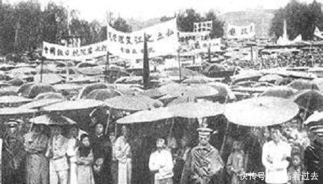 德军|二战德军每占领一城市，市民总出门迎接，全因德军的“特殊兵器”