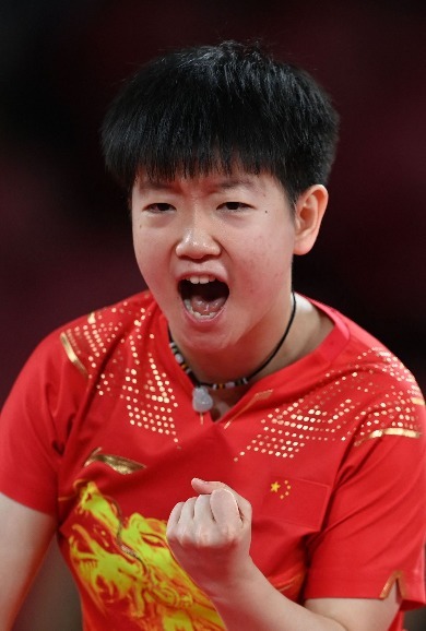 伊藤|热议孙颖莎,新华社:不只是“止藤片”!邓亚萍:她仍有一个缺点?