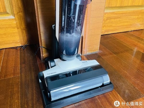 家里传统清洁工具数量多占地大！添可Slim套装的“模块化”设计能否有效解决这个常见的小户型清洁难题……