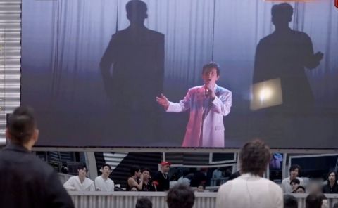 披荊斬棘|《披荊斬棘》表演狀況多，彩排掉下舞臺(tái)、唱歌跑調(diào)、有人被打馬賽克