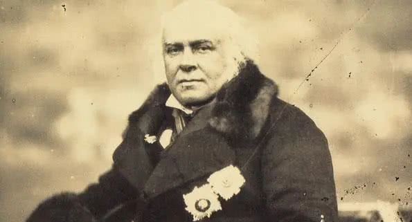 烧毁|英法联军为何要烧毁圆明园,联军总司令日记揭秘残酷历史真相