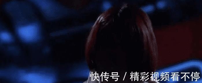 因长相丑陋蒙面上中国好声音,后被那英拒绝,现今真是高攀不起