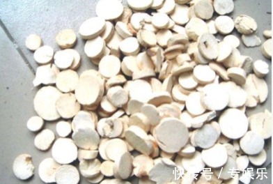 熬煮|中药打成粉服用好,还是直接熬煮好两种方式的区别是这样的