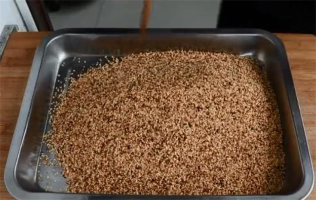 香味醇|教你在家自制芝麻香油,味道纯正浓郁,无添加剂,比买的还香