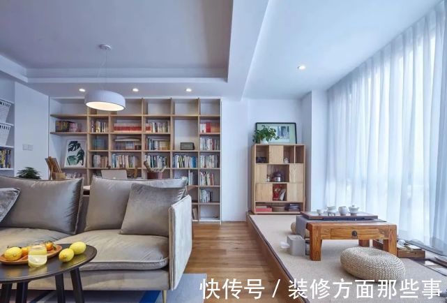 客厅|阳台还在装推拉门?现在流行这样设计,面积大不止一点点!