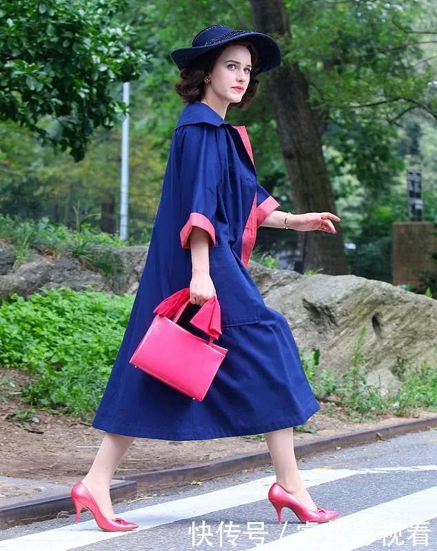 了不起的麦瑟尔夫人,她的大衣有100件吧!复古摩登配色超时髦