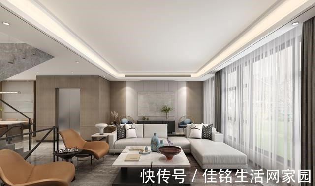 fami@阳光安暖,时光停驻!