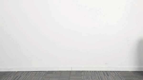 日本再现鬼才设计!同尺寸行李箱多装11瓶矿泉水,2米摔下无损