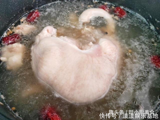胡椒猪肚汤|猪身上最“贵”的一块肉，33块钱一斤，好吃又养胃，隔三差五必吃