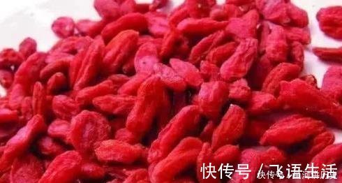 枸杞|枸杞和它是“天生一对”,连喝3天,不仅肝干净了,肾气也补满