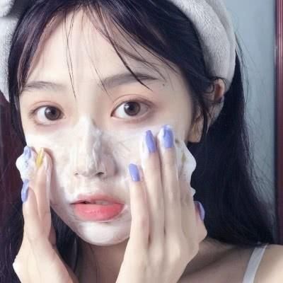 早晨洗脸要不要用“洗面奶”很多人搞错了,难怪皮肤越来越烂