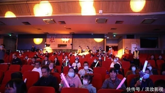 掌声|掌声不断!这场吉他音乐汇演载歌载舞,精彩纷呈