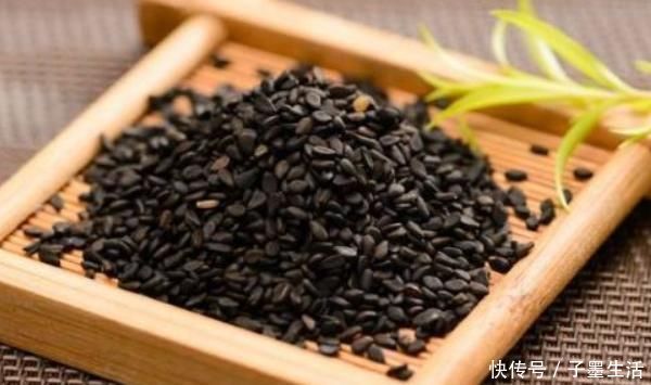 头发不断变白,坚持每天吃些天然乌发食材,头发乌黑又茂密